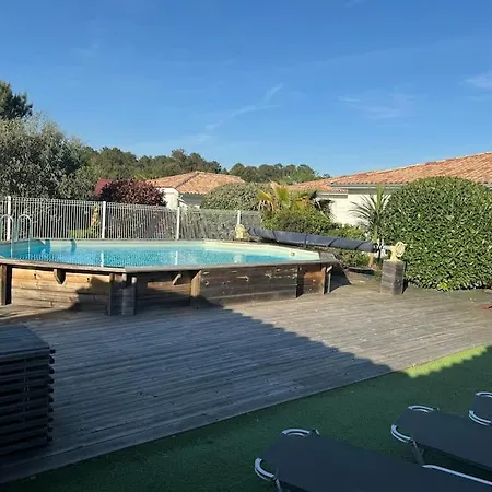 La Clairiere Villa Piscine Chauffee Et Boulodrome Proche Lac De Cazaux, Ocean , Plages De Pyla Et D Arcachon Et Dune Du Pilat Вилла *